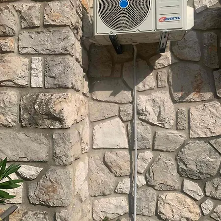 Vera- With Airconditioning And Free Parking *