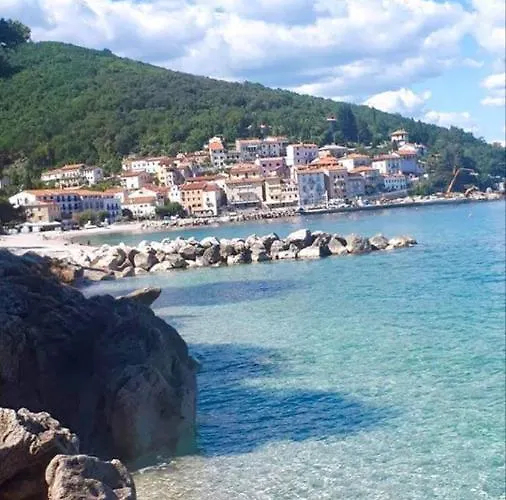 Vera- With Airconditioning And Free Parking Mošćenička Draga