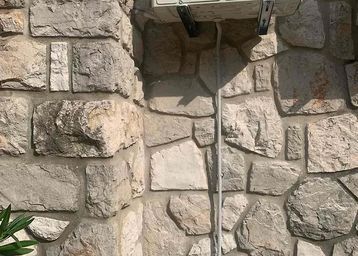 Vera- With Airconditioning And Free Parking *