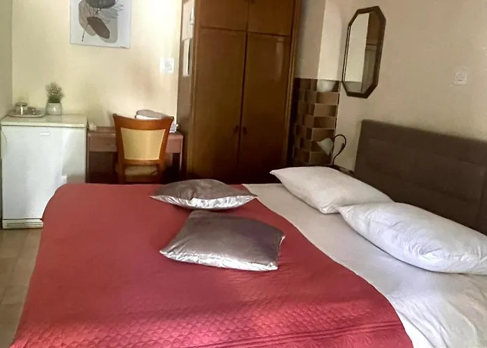 Vera- With Airconditioning And Free Parking *